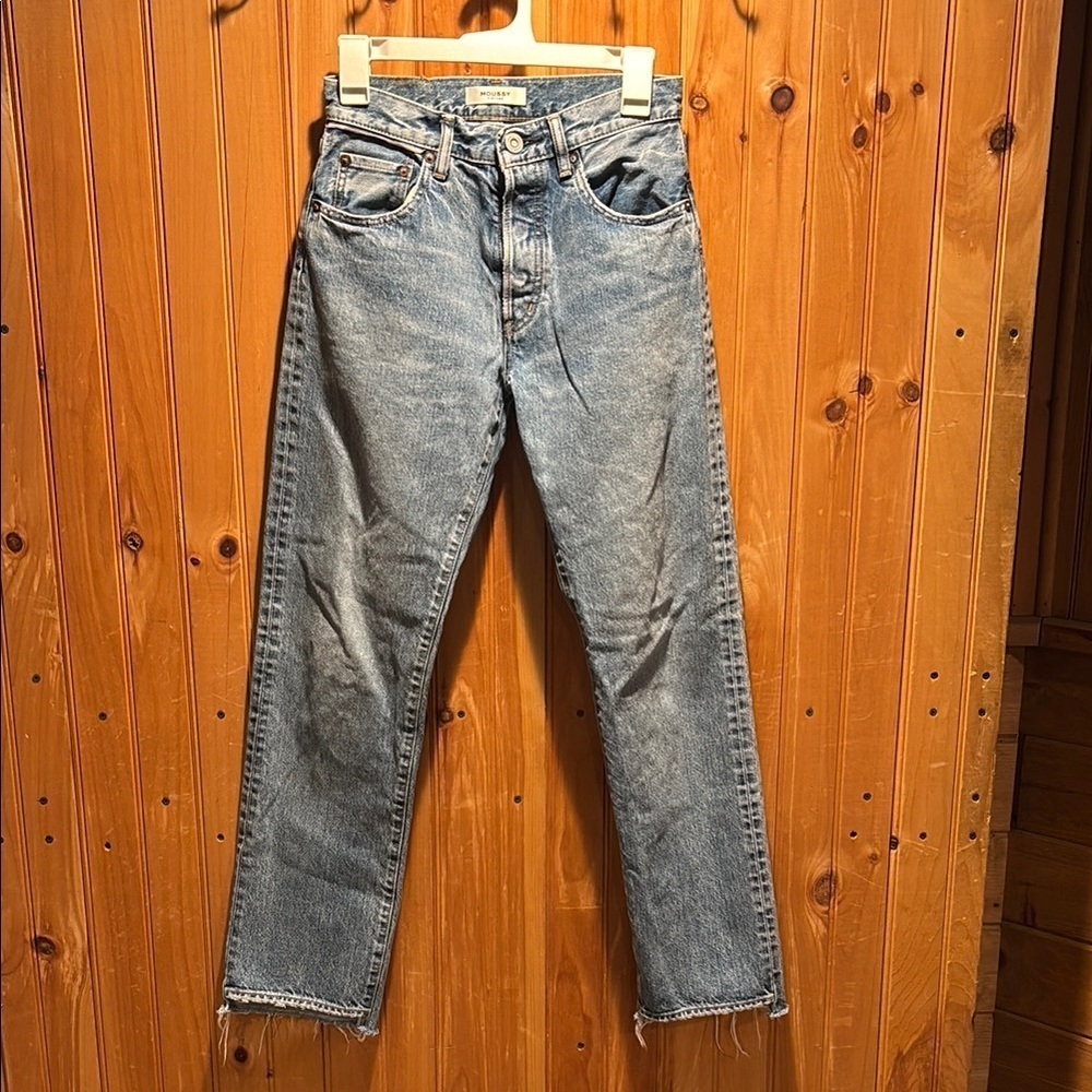MOUSSY straight leg jeans light wash